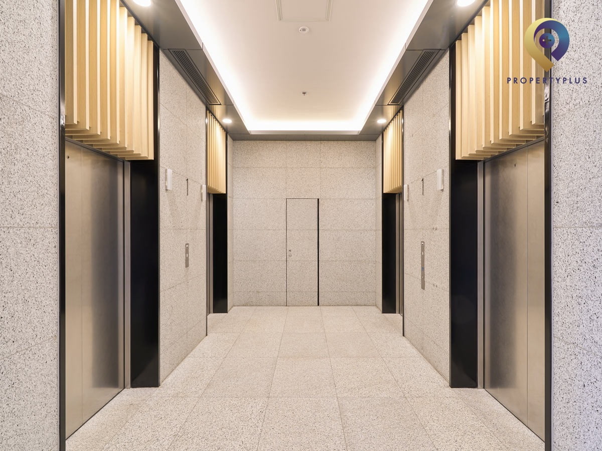 Modern office elevators interior at Taisei Square Hanoi - hình ảnh từ Property Plus